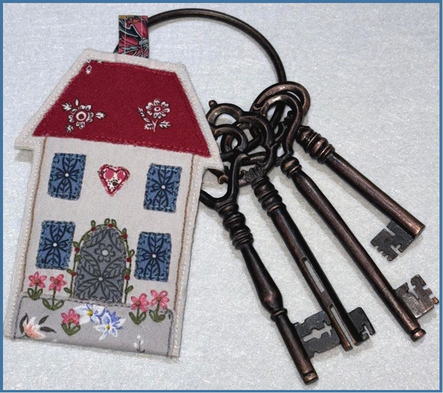 Little House Key/Luggage Tag